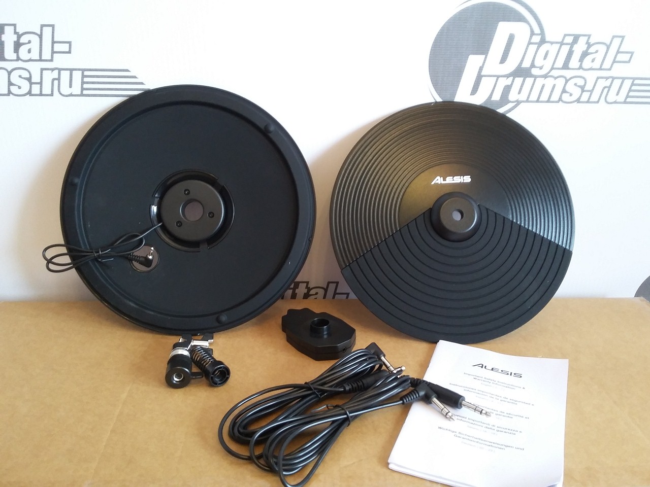 alesis.jpg