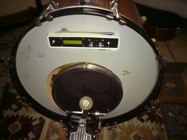 5471712479_3cd27903fc_z.jpg