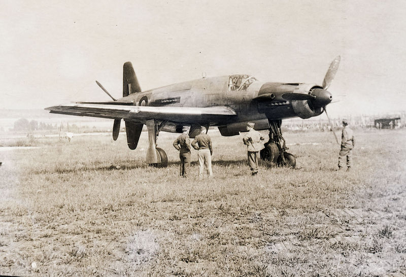 Dornier+Do+335+in+RAF+colors+RF1253743468.jpg