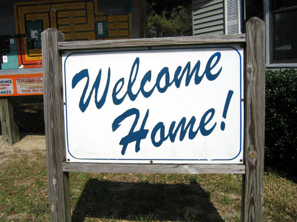welcome-home-sign1.jpg
