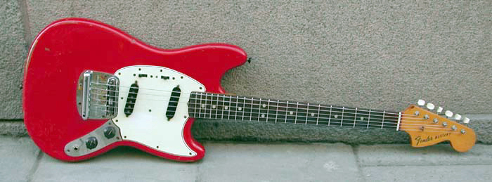 1969_Fender_Mustang_SQ03244.jpg
